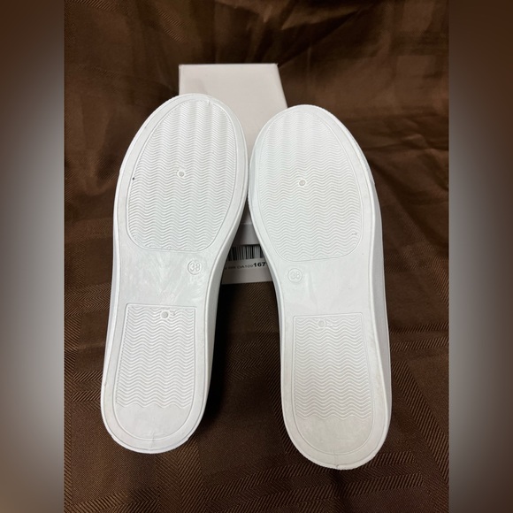 Black Vegan leather sneakers - Picture 2 of 4